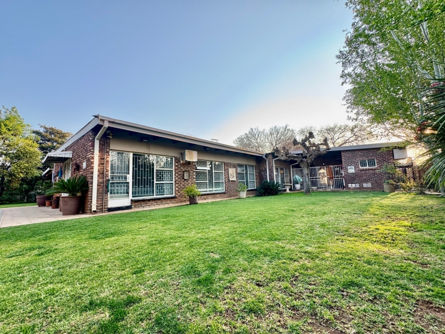 5 Bedroom Property for Sale in Baillie Park North West